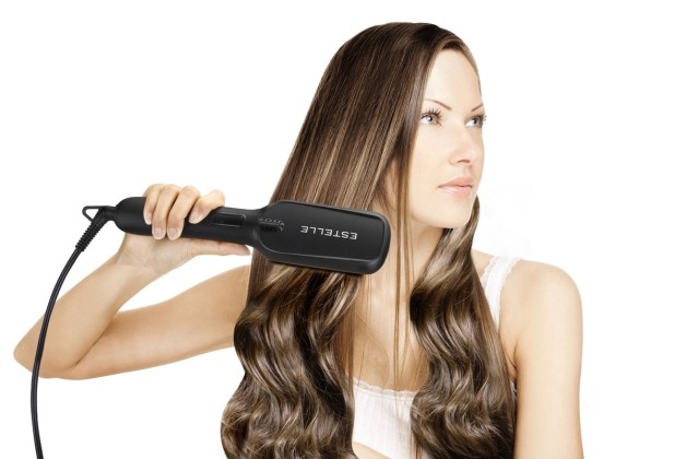 PRICE DROP: Estelle Premium Ionic Hair Straightening Brush $29