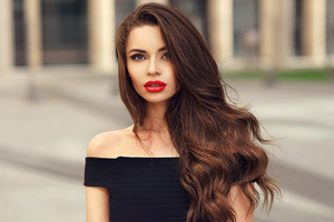 Style cut, blow wave and treatment for one person for $39 (value $105)