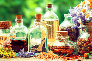 Online Course in Aromatherapy or Homeopathy for $29