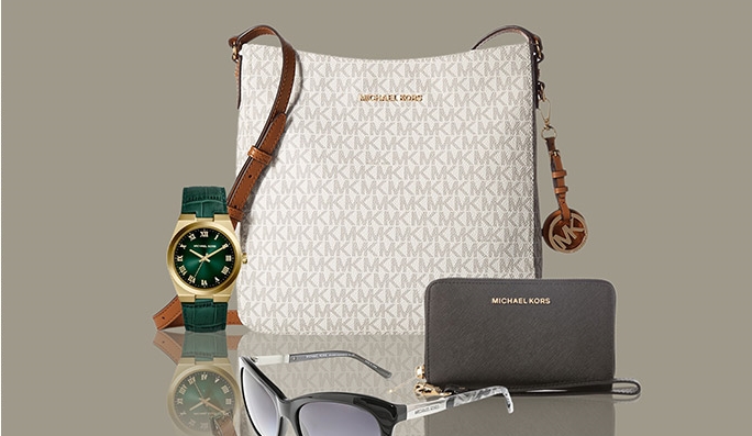 All Things Michael Kors UP TO 70% OFF