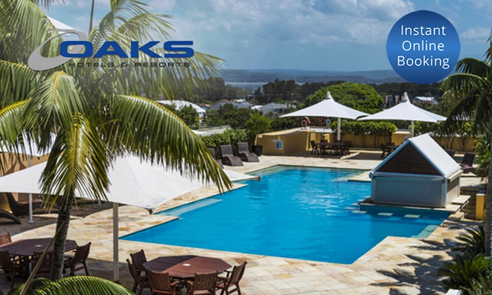 The Entrance: Three- or Seven-Night Getaway for Two or Four People at Oaks Waterfront Resort The Entrance FROM $279