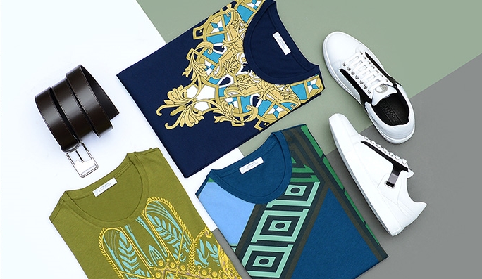 Versace Collection T-Shirts NOTHING OVER $69