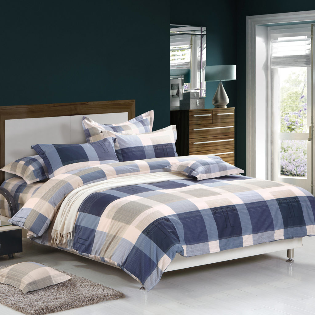 Checkered Dreamaker Printed Egyptian Cotton Quilt Cover Set $39.00 Limited Time Offer (RRP$139.00)