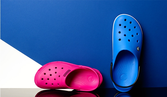 Crocs NOTHING OVER $19