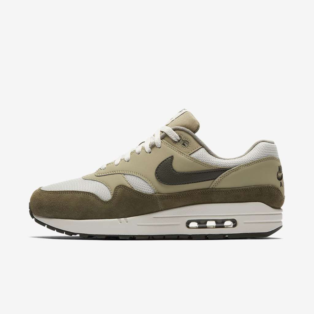 Men’s Shoe Nike Air Max 1 $180