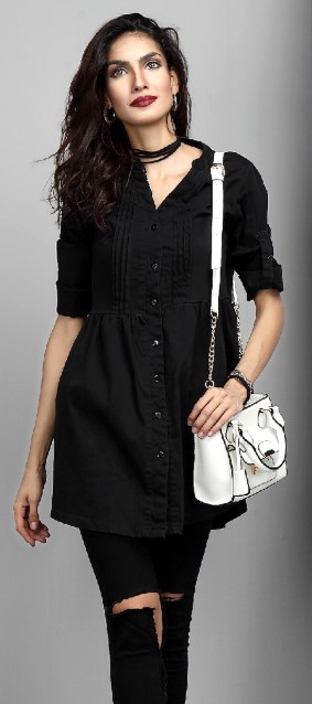 Extra 10% off at checkout | Reborn Collection Plus – Plus Black Mid Sleeve Top $39.00 (Price elsewhere $167.00)