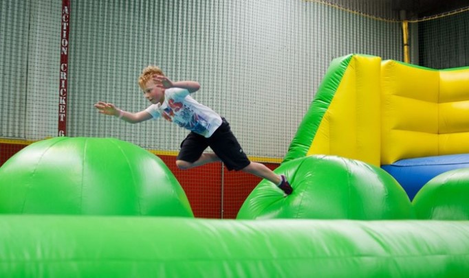 2-Hour Inflatable World Entry: 1 ($9), 2 ($18), 3 ($25) or 4 People ($32) at Inflatable World – Warners Bay (Up to $60)