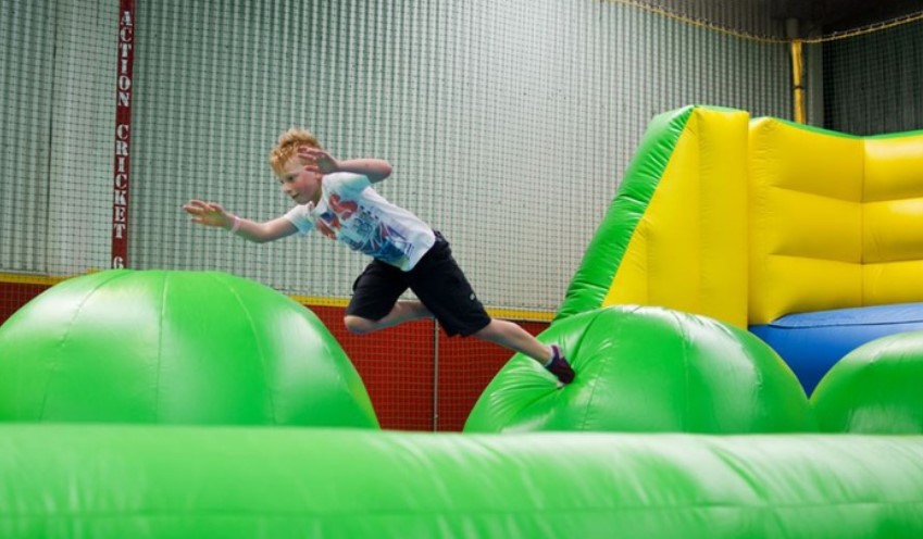 2-Hour Inflatable World Entry: 1 ($9), 2 ($18), 3 ($25) or 4 People ($32) at Inflatable World – Warners Bay (Up to $60)