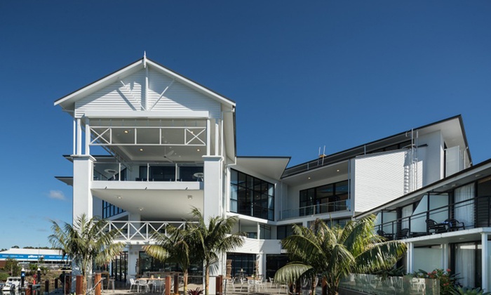 Port Macquarie: 1-2 Nights for 2 with Breakfast, Welcome Drinks, & Late Check-Out at 4.5* Sails Port Macquarie By Rydges FROM $199