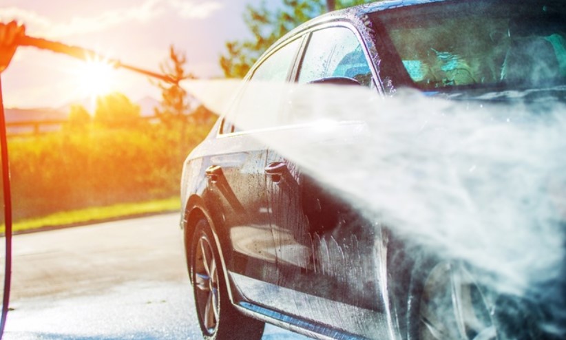 Express Car Wash ($15) or Deluxe Interior and Exterior Wash ($95) at Blue Star Car Wash (Up to $280 Value)