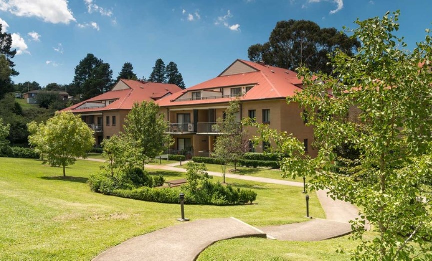 Blue Mountains: Up to Four-Night Escape for Two People with Late Check-Out at Leisure Inn Spires $189