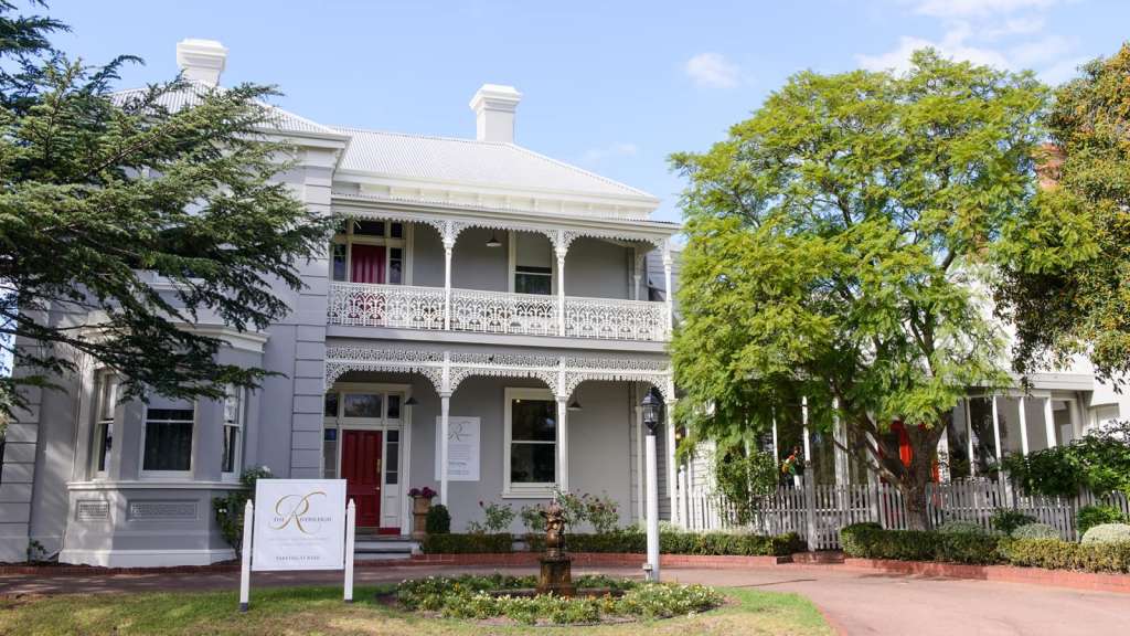 Boutique Heritage Stay in Country Victoria 2 or 3 nights from $249 /room