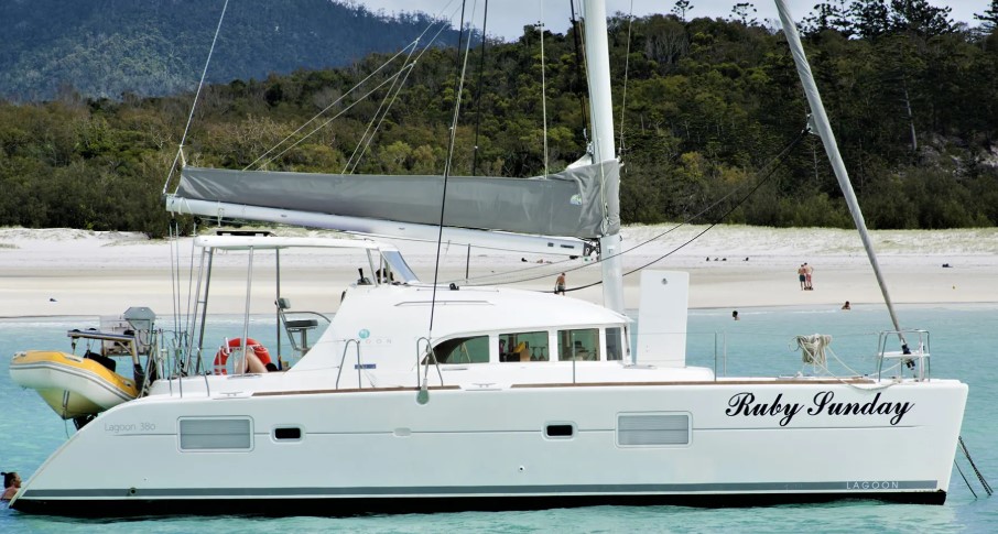 Private Sailing Adventure in the Spectacular Whitsundays $5,399/Boat (Valued up to $10,585)