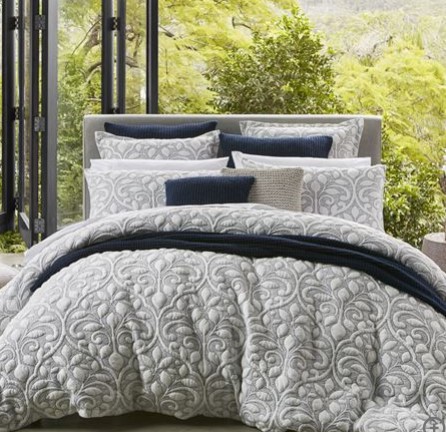 Private Collection Liana Navy Quilt Cover Set Queen 3pce $95.00 (RRP:$280.00)