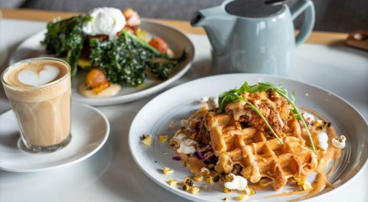 Elsternwick All-Day Brekkie or Lunch with Coffee or Tea $19 (VALUED AT $57