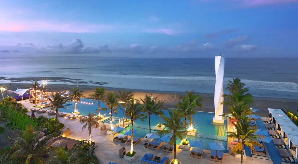 Five-Star Suites on Canggu’s Vibrant Beachfront $699 /room (Valued up to A$1,748)