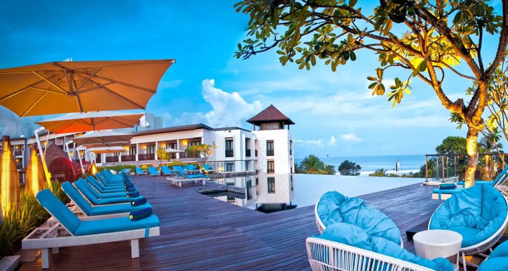 Five-Star Beachfront Bali with Indulgent Dining Inclusions $1,399 /room