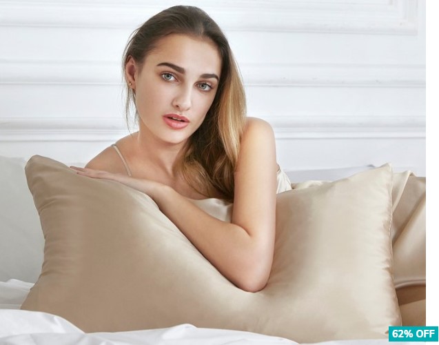 Gioia Casa Two-Sided 100% Mulberry Silk Pillowcase – Champagne $29.99 (Don’t pay $79.99)