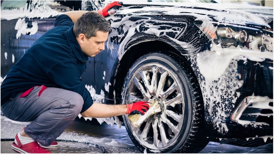 Hand Car Wash and Detail Packages in Cranbourne North $10 (VALUED AT $25)