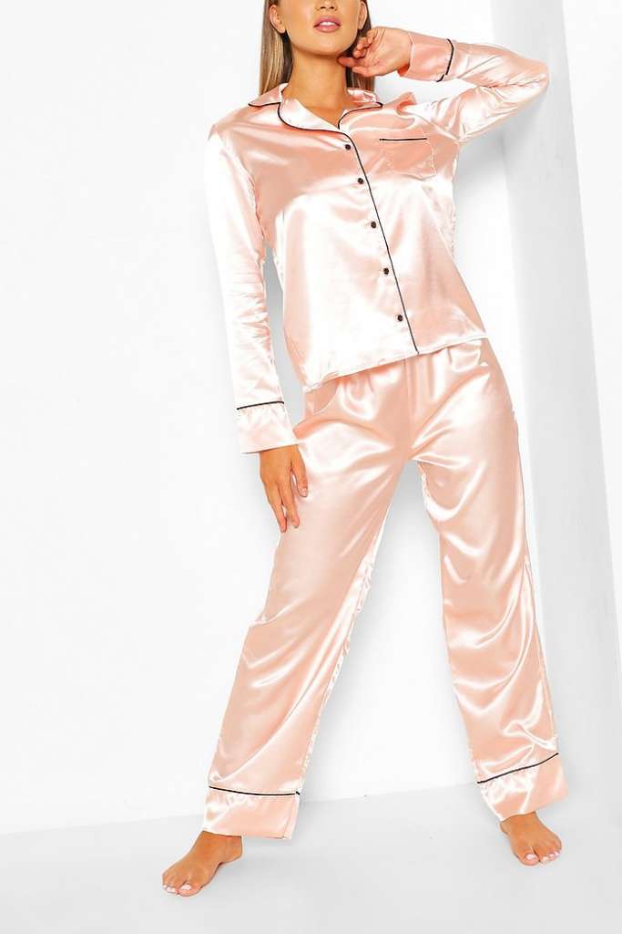 BOOHOO Satin Button Through Piped PJ Set $27.50 (Don’t pay $55.00, 50% OFF)